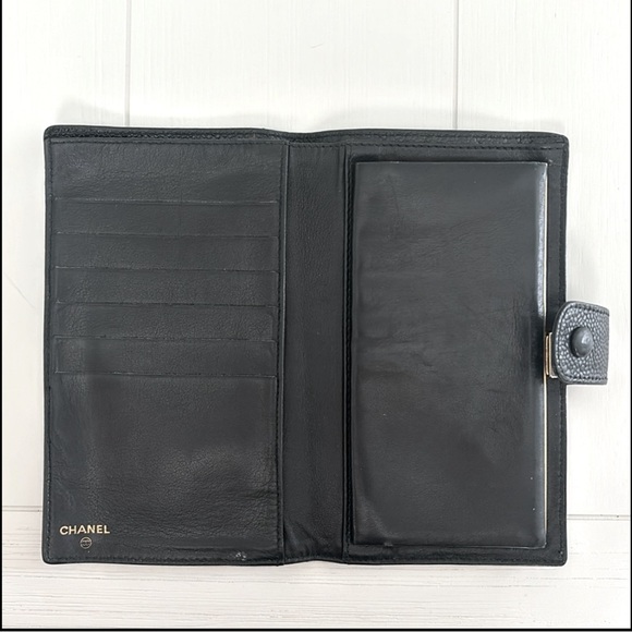 Chanel Black Leather Caviar Interlocking CC Long Bi-fold Wallet - Picture 4 of 17